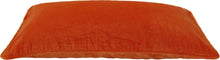 Indlæs billede til gallerivisning Velourpudebetræk med kantbånd i samme farve