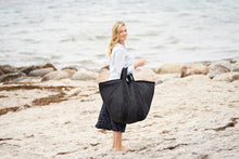 Indlæs billede til gallerivisning PAKKETILBUD - MEGA WEEKENDTASKE + TOILETTASKE + KOSMETIKTASKE