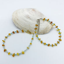 Indlæs billede til gallerivisning Armbånd med rav og sten #1