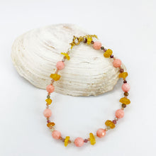 Indlæs billede til gallerivisning Armbånd med rav og sten #2