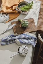 Indlæs billede til gallerivisning Tilbud - 2 stk. Hør Viskestykker for 299,- i farven Cobalt striped