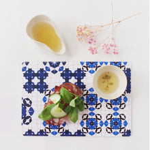 Indlæs billede til gallerivisning Gavesæt med 2 stk. bordløbere + 4 stk. smørebrikker