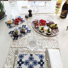 Indlæs billede til gallerivisning Gavesæt med 1 stk. Bordløber + 2 stk. smørebrikker