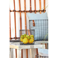 Indlæs billede til gallerivisning Galvaniseret Square Cafebord (sæt m. 2 barstole)