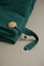 Indlæs billede til gallerivisning 1 x svøb, 2 x stofbleer og 1 x suttesnor