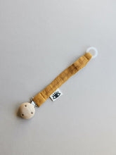 Indlæs billede til gallerivisning 1 x svøb, 2 x stofbleer og 1 x suttesnor