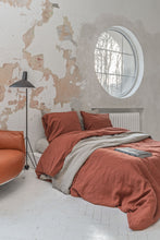 Indlæs billede til gallerivisning Sengetøjsæt i hør (2 -delt) - Terracotta