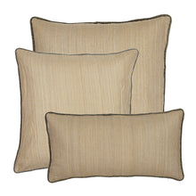 Indlæs billede til gallerivisning Silke Pudebetræk - MAI - Tan