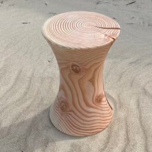 Indlæs billede til gallerivisning Nor fra Katholm serien, Skammel i Thuja