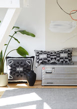 Indlæs billede til gallerivisning PET runner - DOTS - Grey/ecru