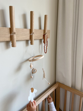 Indlæs billede til gallerivisning Reces knagerække i eg, Lille, af Rohn & Rahn