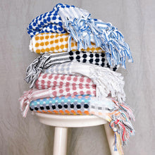 Indlæs billede til gallerivisning Blåt badehåndklæde