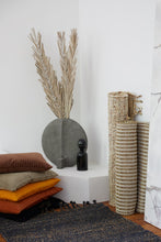 Indlæs billede til gallerivisning Jute kelim DHAKA I black