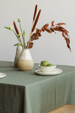 Indlæs billede til gallerivisning Hørdug - Nordic moss (145 x 250cm) / (145 x 330cm)