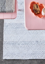 Indlæs billede til gallerivisning PET-tæppe ATHEN hvid