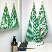 Indlæs billede til gallerivisning Grønt badehåndklæde