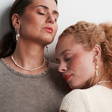 Indlæs billede til gallerivisning Smykish Pearly Necklace (Mellem)