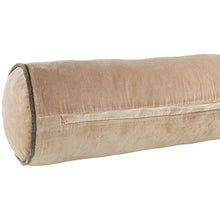 Indlæs billede til gallerivisning Velourpude nakkepude - TAN
