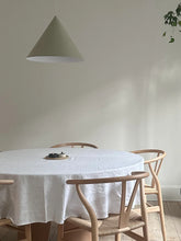 Indlæs billede til gallerivisning Hørdug RUND - Off white, ø200cm, ø230cm