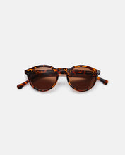 Indlæs billede til gallerivisning OjeOje B Solbriller m. styrke - Tortoise - Inkl. itui