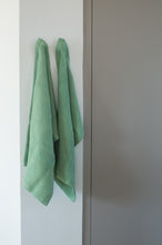Indlæs billede til gallerivisning Light Green Organic Cotton Kitchen Towel Double Muslin
