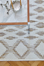 Indlæs billede til gallerivisning Wool/cotton rug - IDUN - cream/caramel
